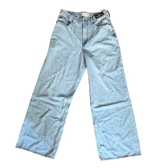 Abercrombie & Fitch Light Wash Soft - The Wide Leg 19 Long Jeans - NWT - Picture 3 of 5
